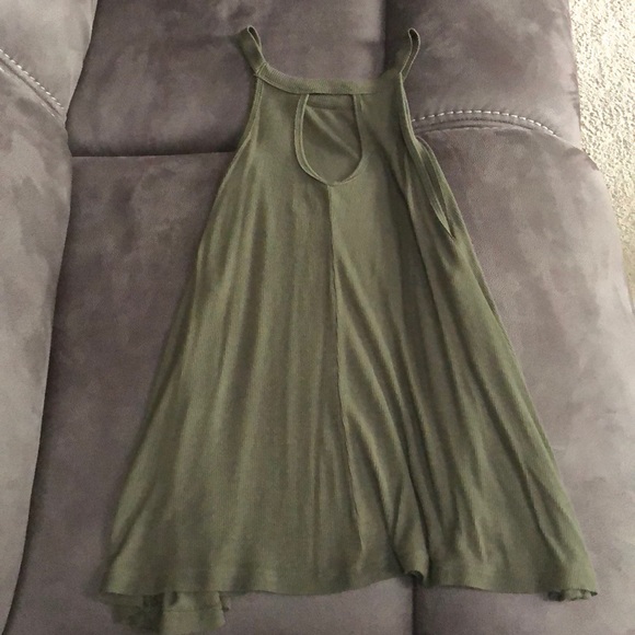 Halter Top - Picture 3 of 3